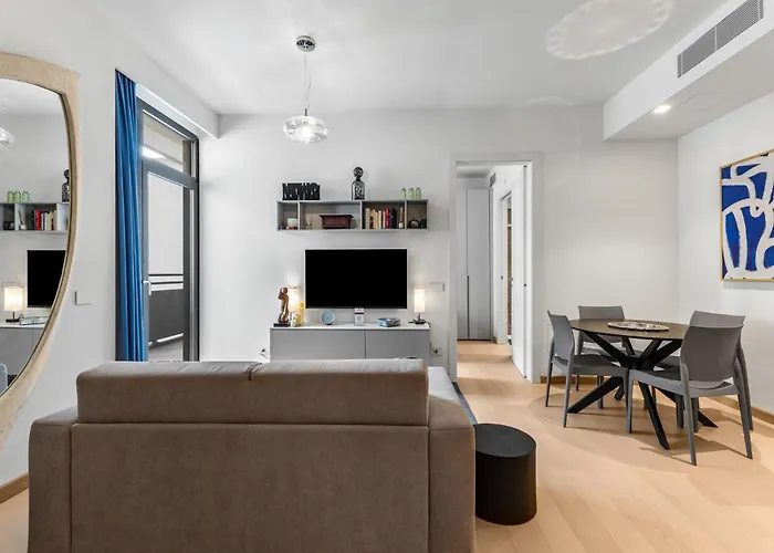 Apartment Washington Building - 4 Posti Mailand