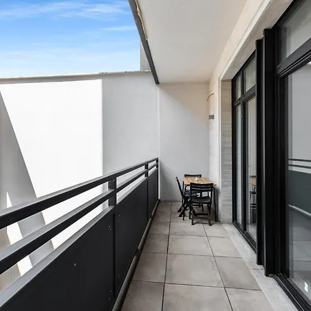 Washington Building - 4 Posti Милан